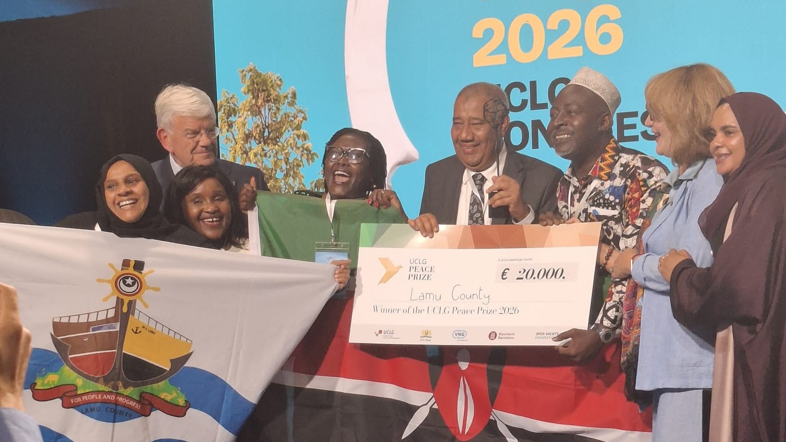 Winners UCLG Peace Prize on stage